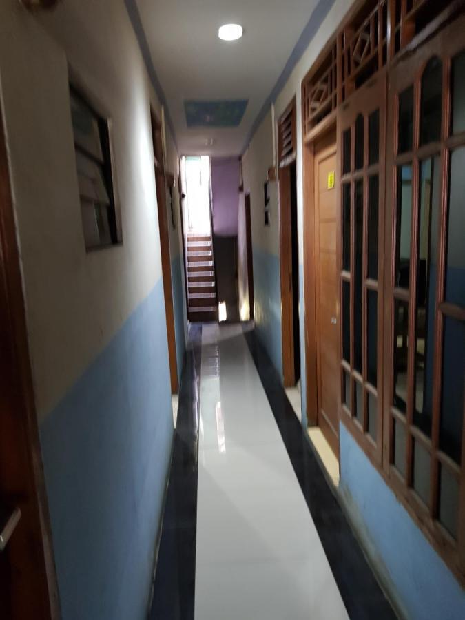 Hotel Alifah 1 Syariah Rawabokor Dua ภายนอก รูปภาพ