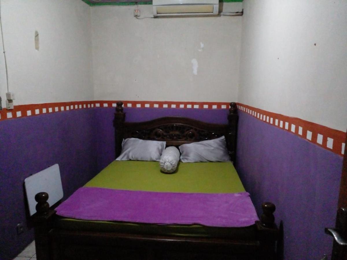 Hotel Alifah 1 Syariah Rawabokor Dua ภายนอก รูปภาพ